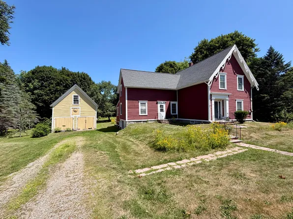 49 Lebanon Road, Winterport, ME 04496