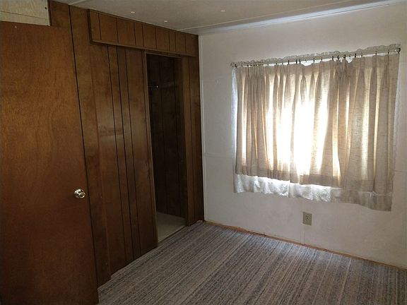 5th image of 13704 W 13th Ave