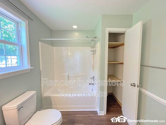 5th image of 3308 Hornsea Rd