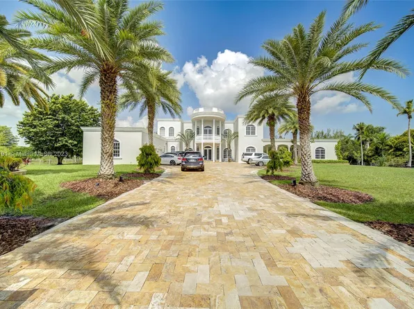 5575 SW 198th Ter, Southwest Ranches, FL 33332