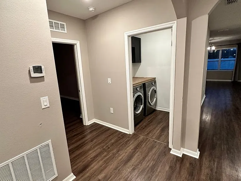 1803 Rain Lily Pl — Photo 38
