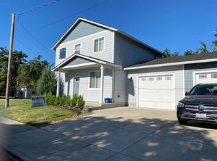 60 N 8th St, Lebanon, OR 97355