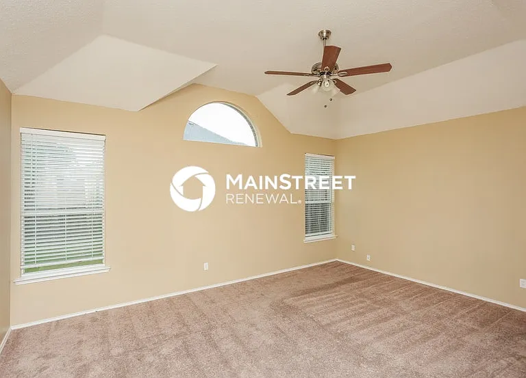 749 Mulberry Ln — Photo 13