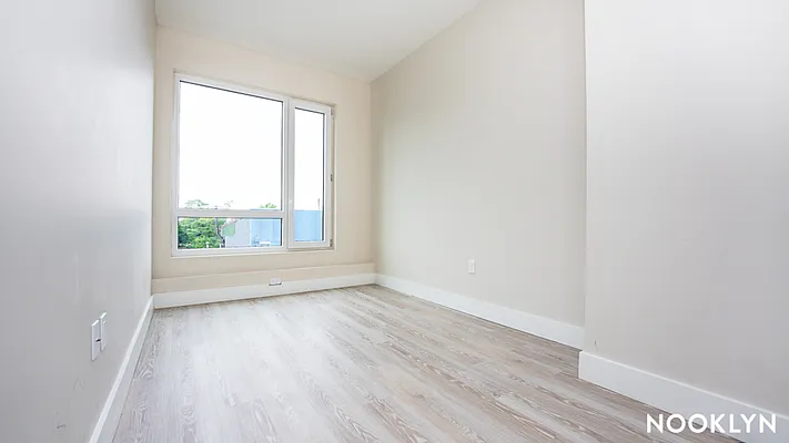 Rented by Nooklyn NYC LLC | media 25