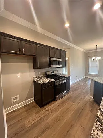 557 Claiborne Trails Dr — Photo 13