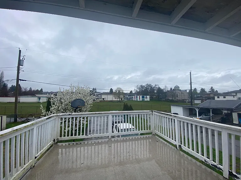 7635 10th Ave — Photo 13