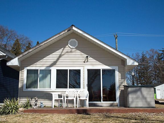 3rd image of 2493 Blair Dr
