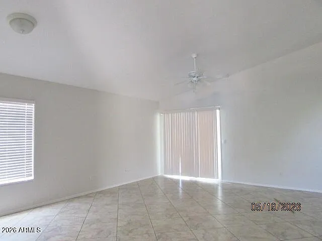 5763 W Freeway Ln — Photo 5