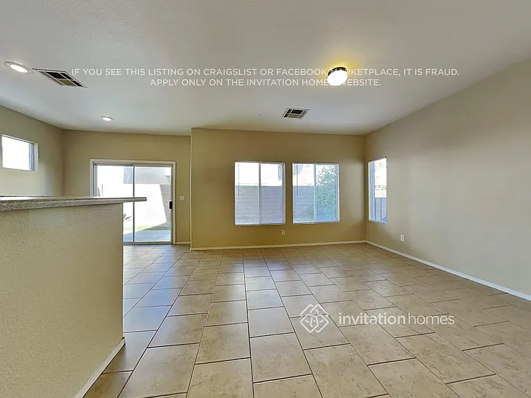 1014 Shades End Ave — Photo 5
