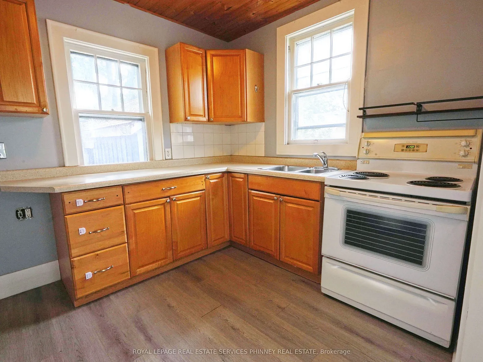 2 bed, $2,200 — Photo 3
