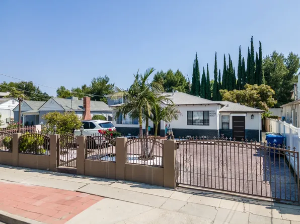 14010 1/2 Bessemer St, Van Nuys, CA 91401