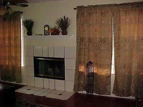 3rd image of 1171 Hilltop Dr