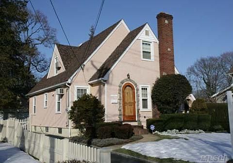 1st image of 2573 Wilson Ave