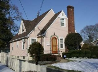 2573 Wilson Ave, Bellmore, NY 11710