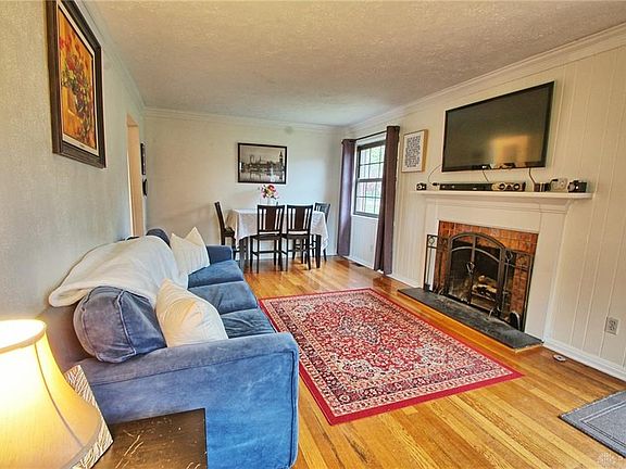 5th image of 440 Aberdeen Ave