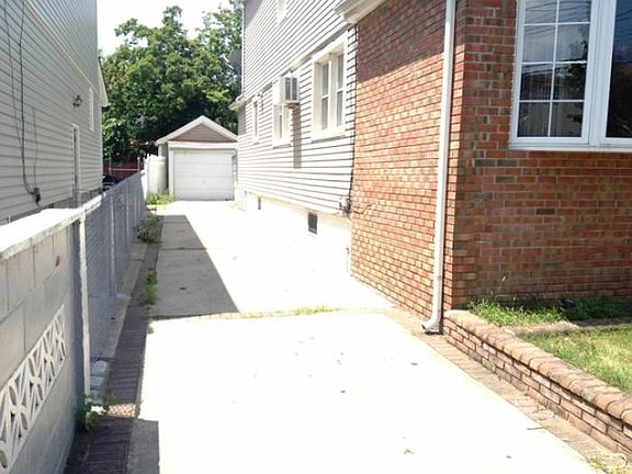 3rd image of 12022 164th St