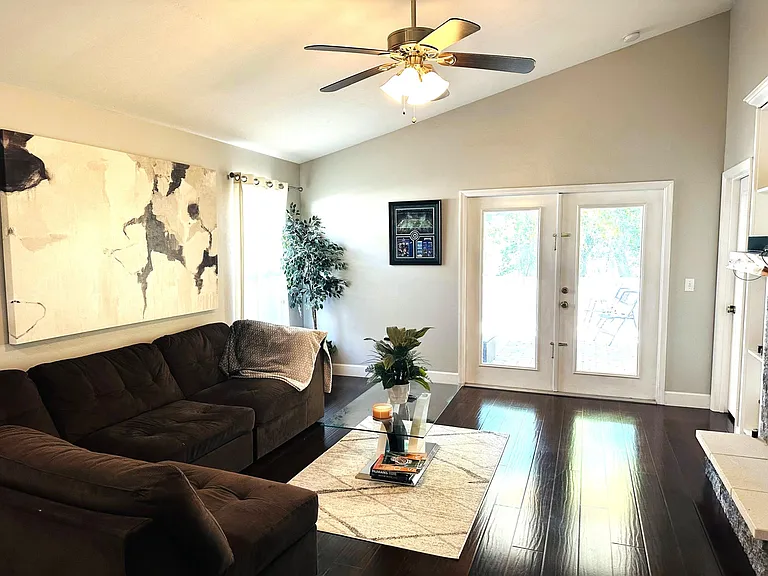2236 NW 52nd Pl — Photo 12