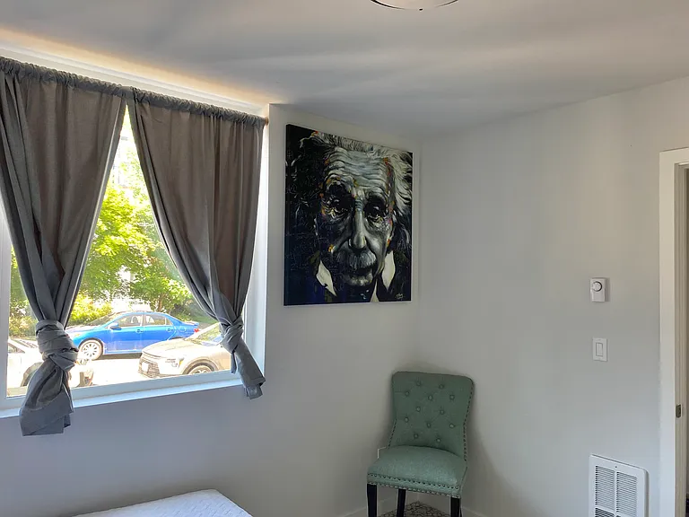 2521 S Washington St — Photo 4