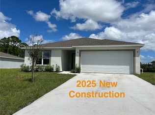 671 Weaver Rd SW, Palm Bay, FL 32908