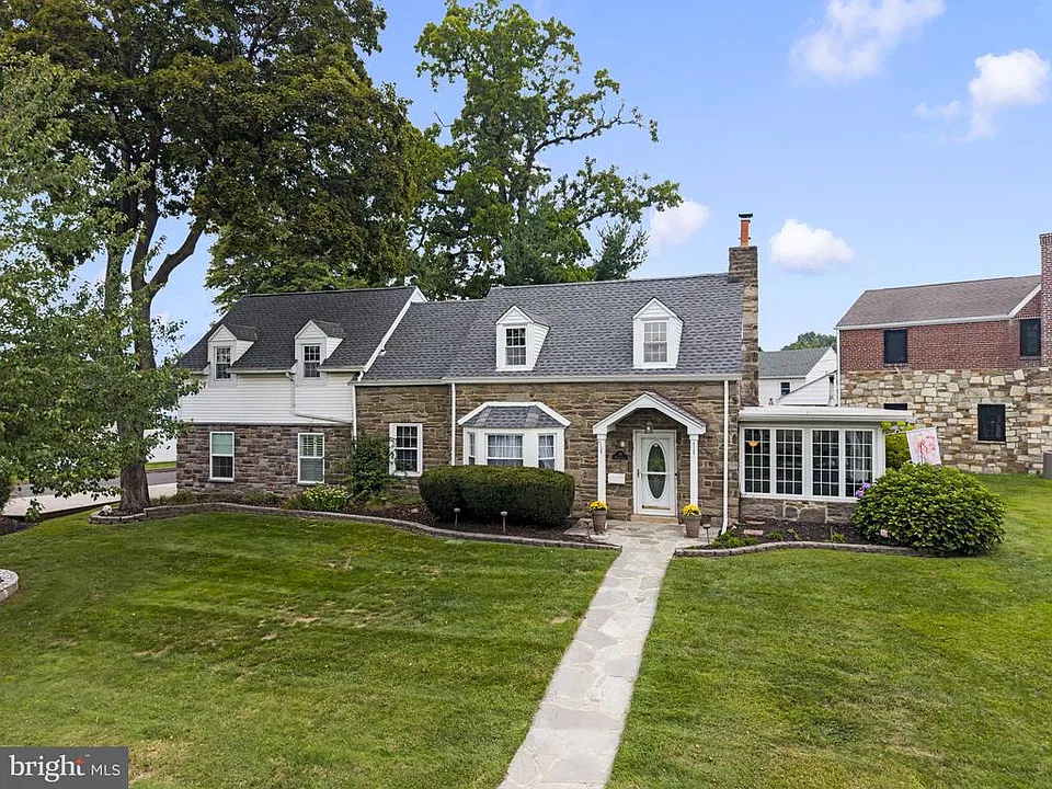 79 Manor Cir