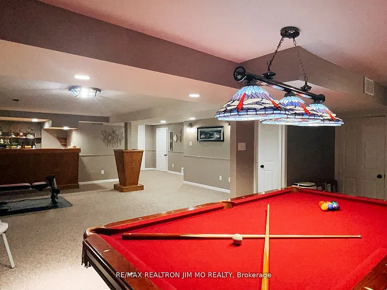 60 Silverbirch Pl — Photo 23