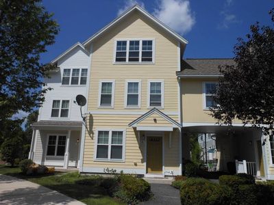 4 W Main St, Mattapan, MA, 02126