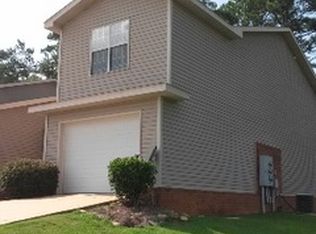 135 Creek Ln, Enterprise, AL 36330