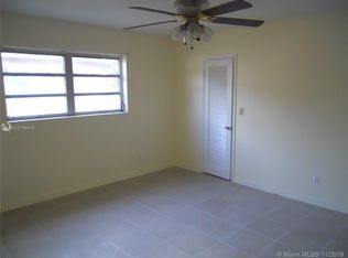 640 NW 77th Way, Pembroke Pines, FL 33024