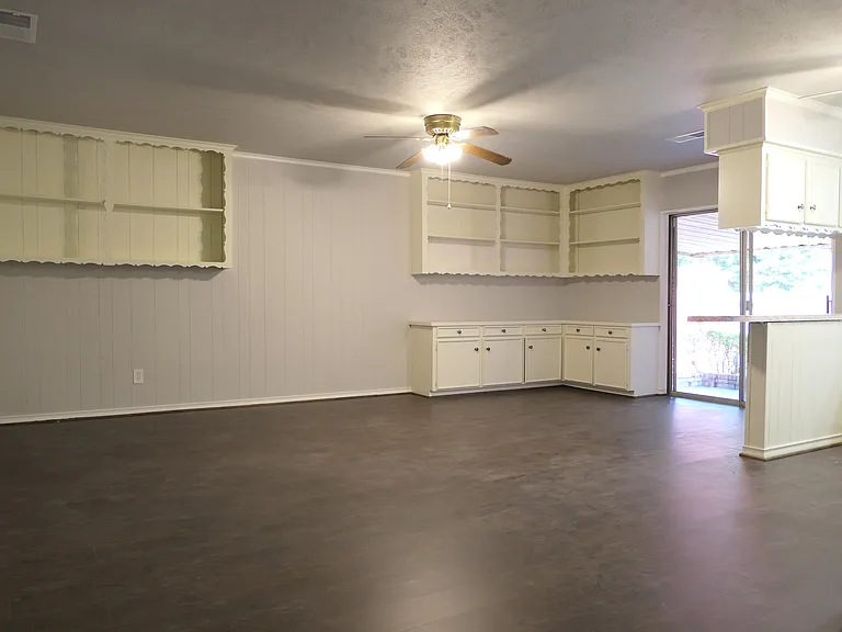 6315 Rincon Way — Photo 11