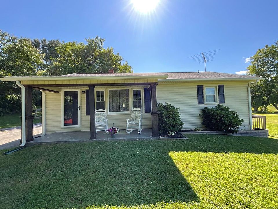 1st image of 70 Amber Dr