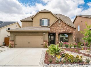 2206 Amanecer Ave, Clovis, CA 93619