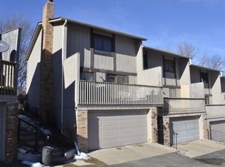 13416 Heather Hills Dr, Burnsville, MN 55337