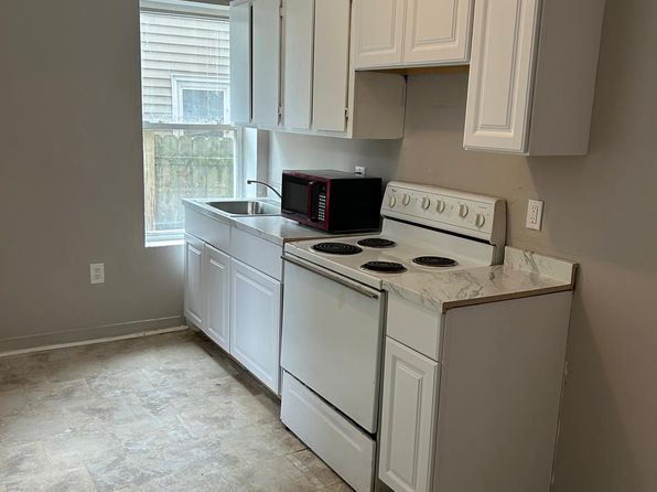 258 Mill St APT 3