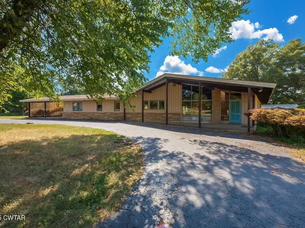 1902 S College St, Trenton, TN 38382