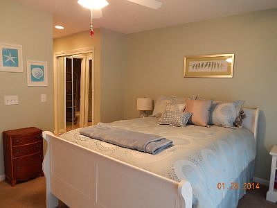 5th image of 1015 Summerlin Falls Ct