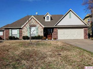 2201 SW Quail Run Ct, Claremore, OK 74019