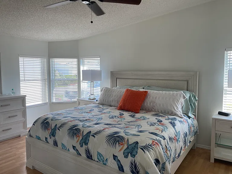 3416 Feriwinkle Ct — Photo 16
