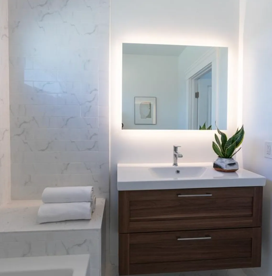 2 bed, 892 sqft, $3,550 — Photo 4