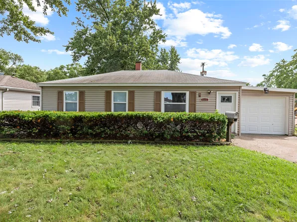 4171 W 39th Ave, Hobart, IN 46342