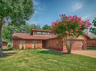 10016 Albert Ln, Yukon, OK 73099