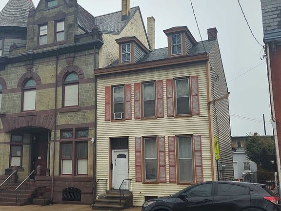 3rd image of 405 N 8th St