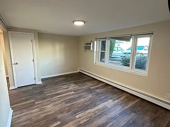 3rd image of 10 Fenway St APT 7