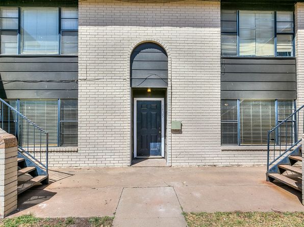 1429 Austin St