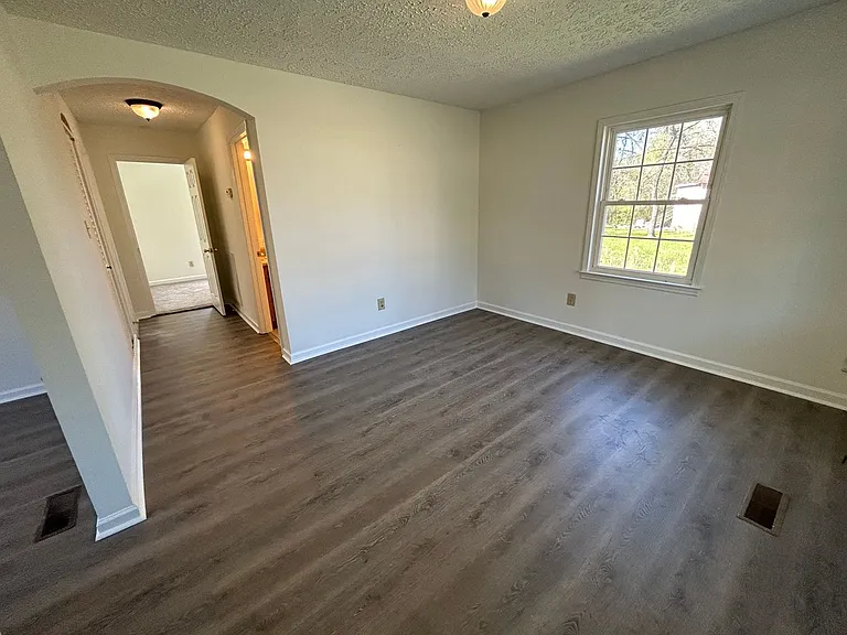 314 Nixon Ave SW — Photo 5