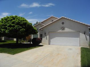 939 Cherrycrest Dr, Pueblo, CO 81005
