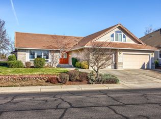 159 Pine Lake Dr, Eagle Pt, OR 97524