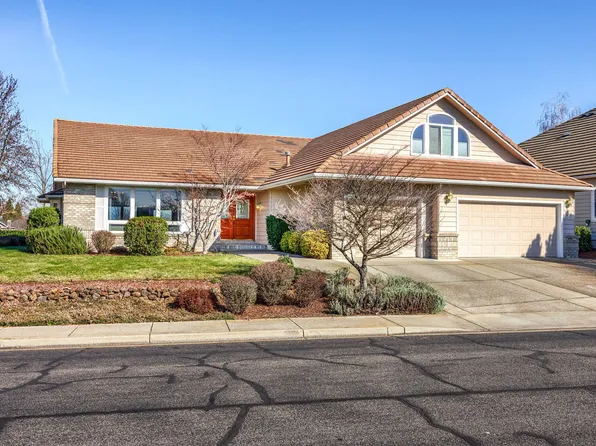 159 Pine Lake Dr, Eagle Pt, OR 97524