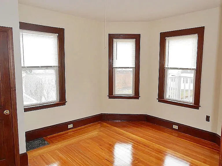 42-3 Bradford St — Photo 7