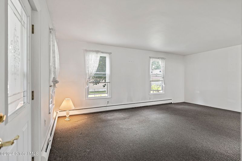 5th image of 5 Edward Street