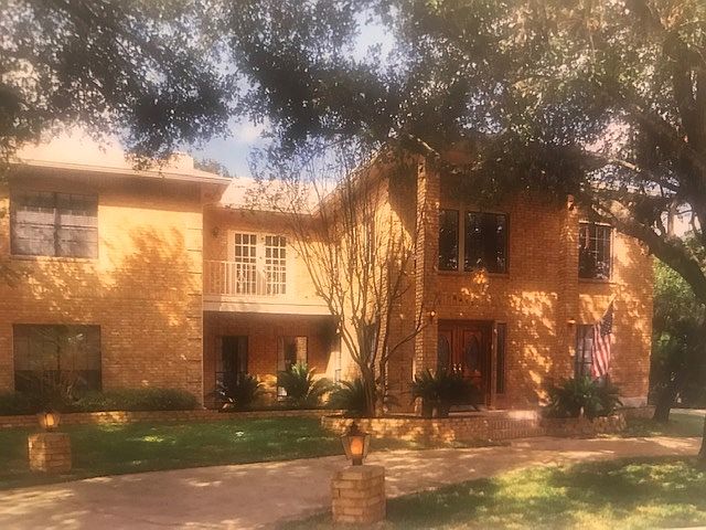 1st image of 8411 Haversham